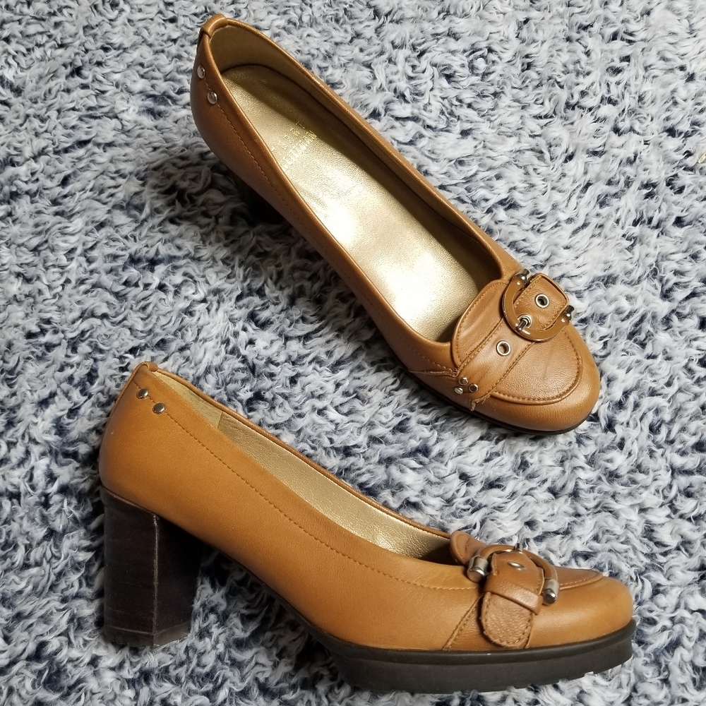 Stuart Weitzman Leather Women's Pumps